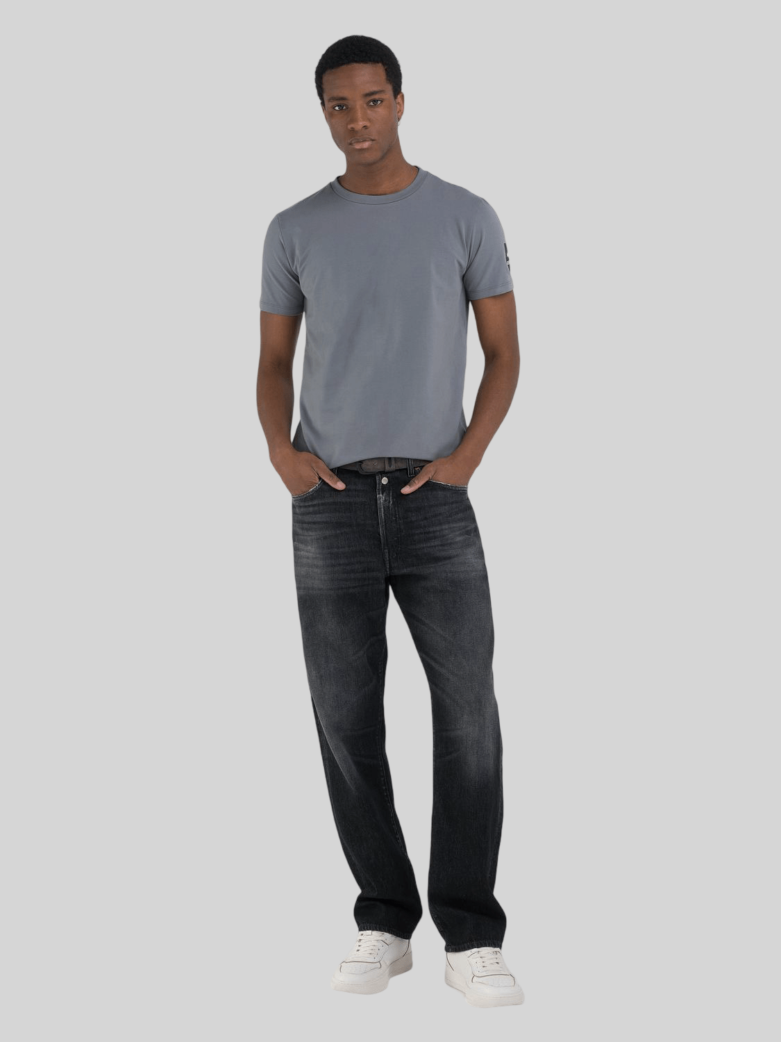 Archival Logo Lead Grey T-Shirt - Switch On Africa
