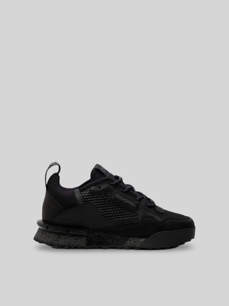 FIELD CLASSIC GRID BLACK SNEAKERS - Switch On Africa