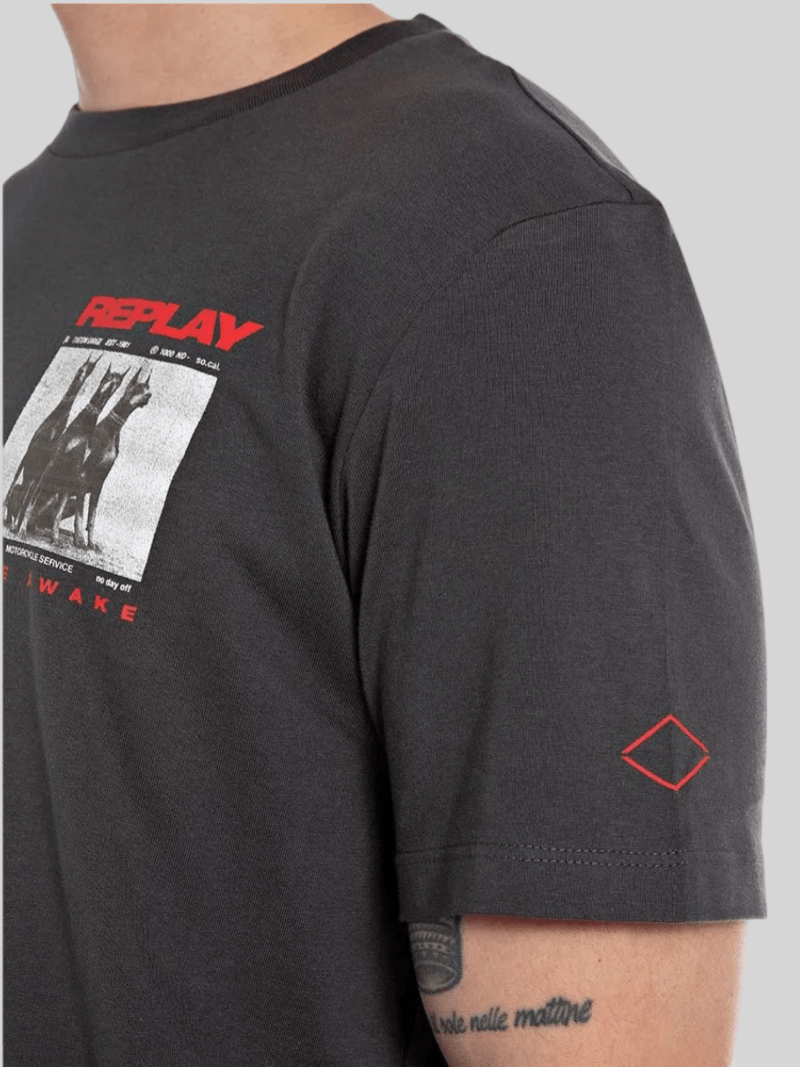 Replay BFS Tee Black - Switch On Africa