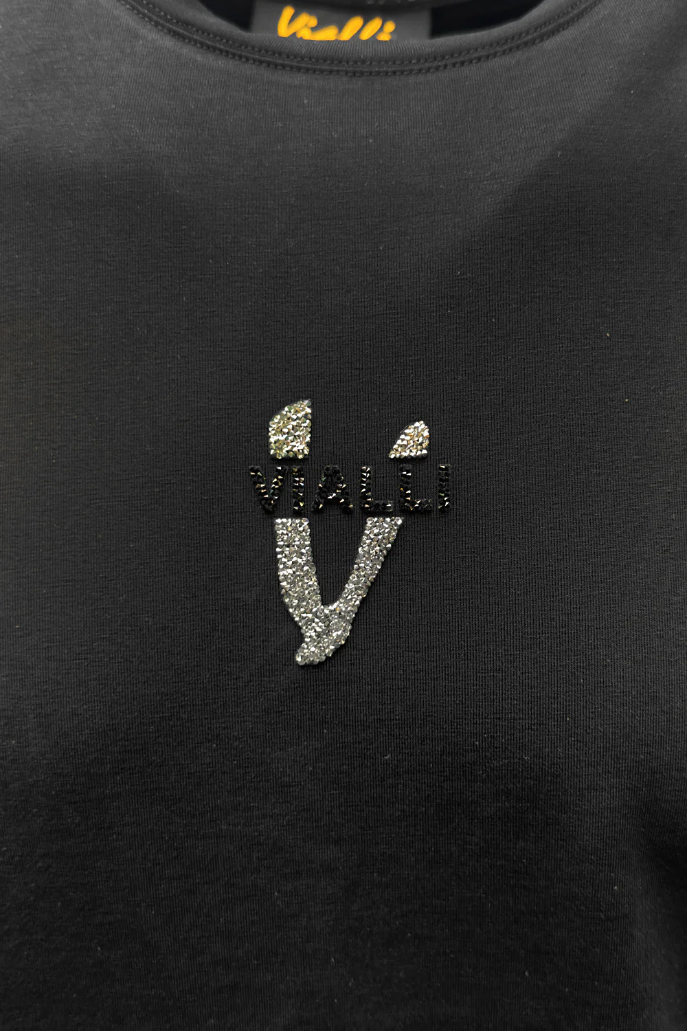 Vialli Jaine Black Tee - Switch On Africa