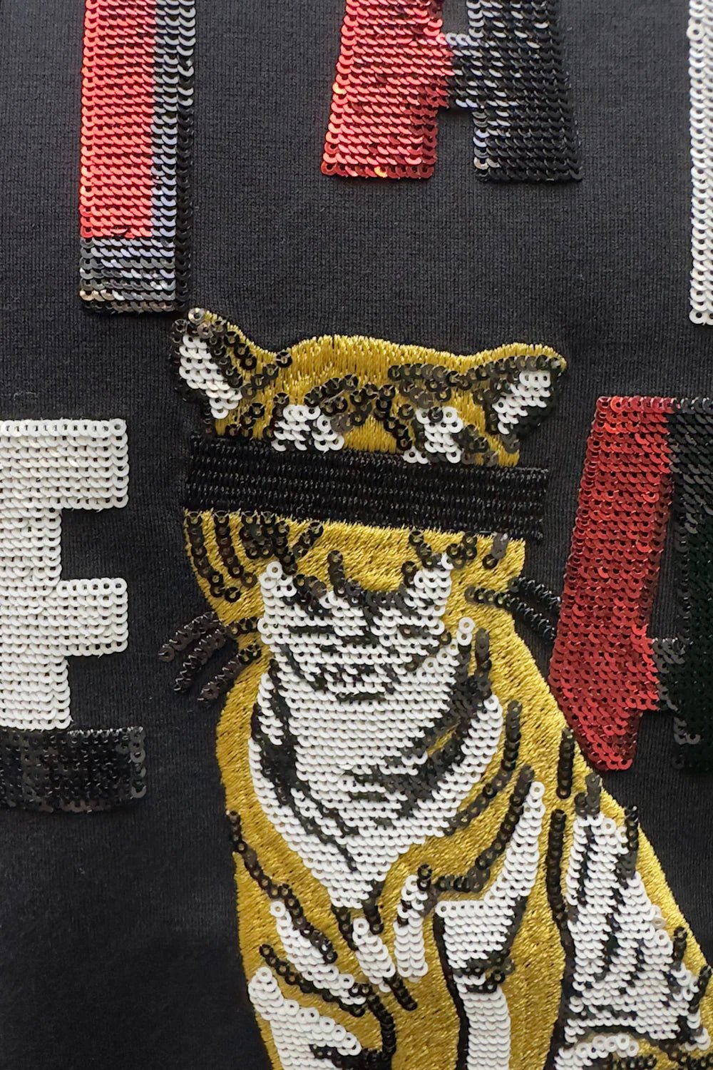 Vialli Jatiger Black Tee - Switch On Africa